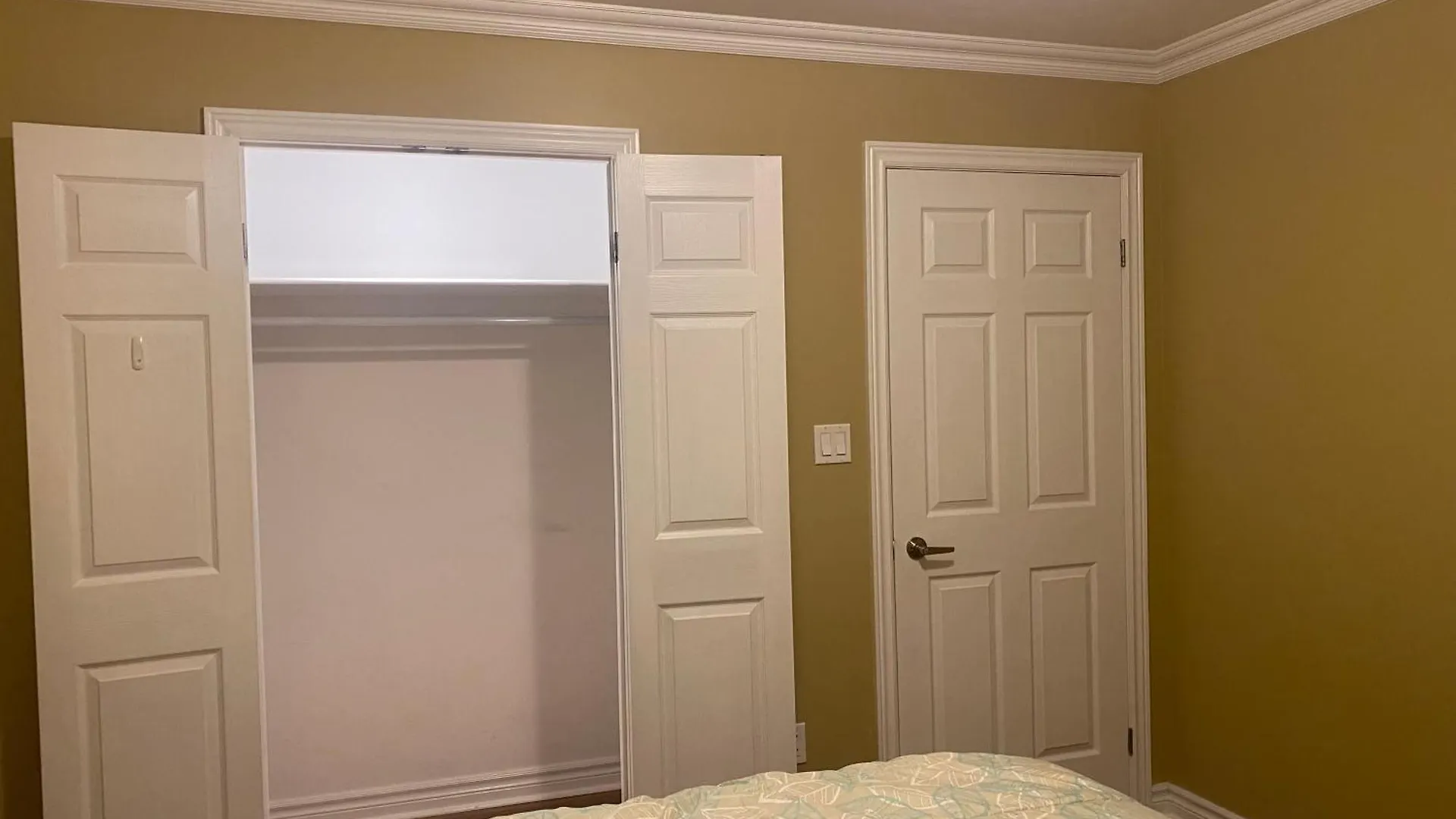 Nice Bedrooms In North York, Ontario トロント 0*,