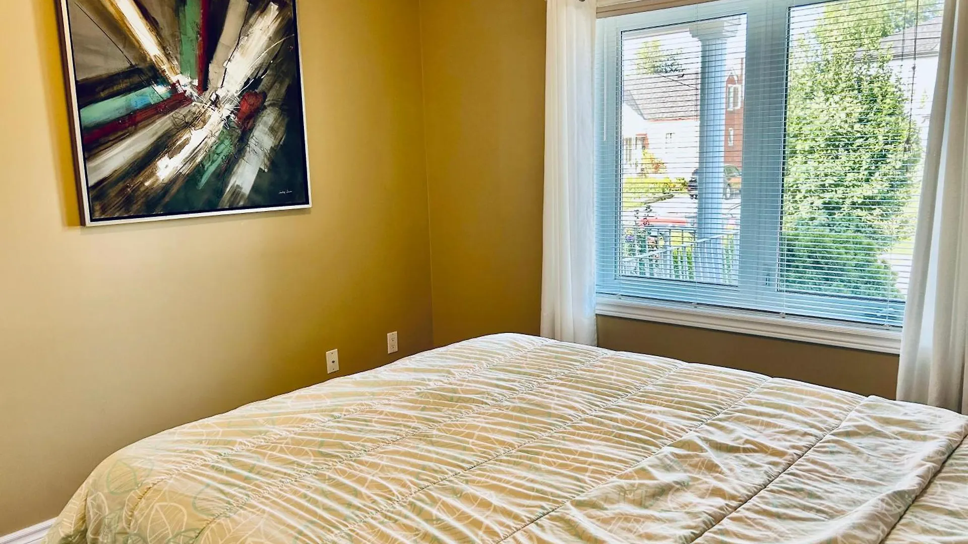 Nice Bedrooms In North York, Ontario トロント