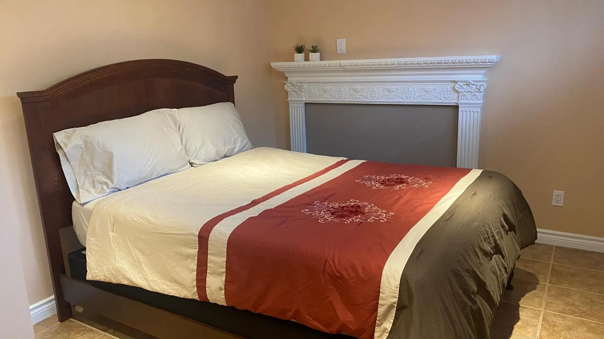 Nice Bedrooms In North York, Ontario トロント